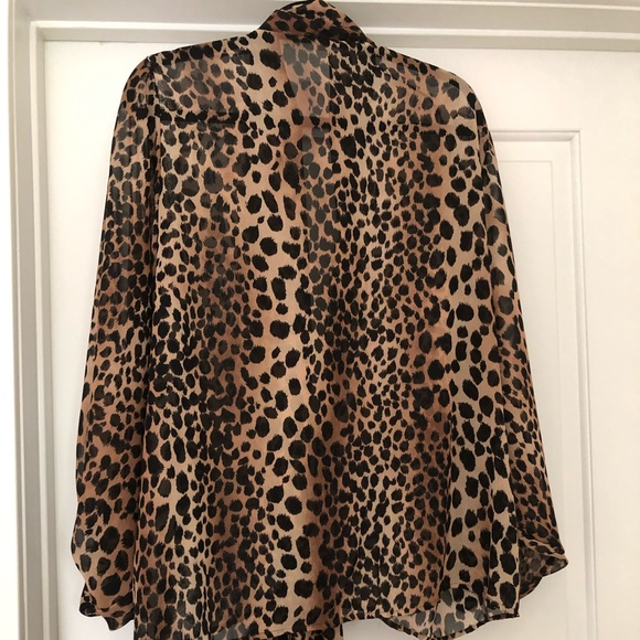 Leopard print top - Picture 2 of 2